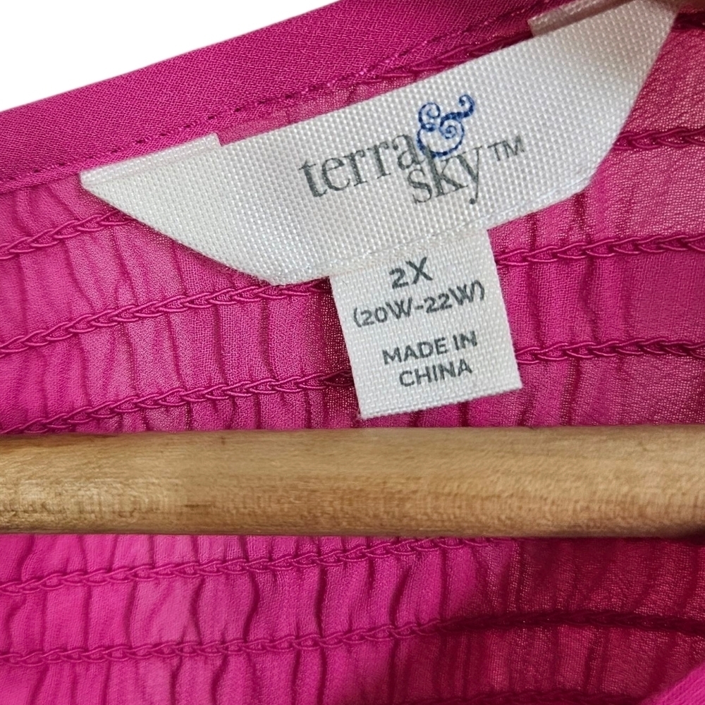 Terra & Sky Pink Smocked Flattering Top, Lightweight and Comfy, 2x - Picture 2 of 8